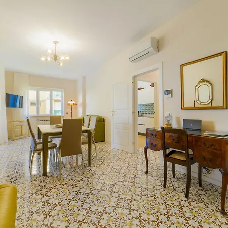 Estate4home - Casa Anna 1944 아파트 *