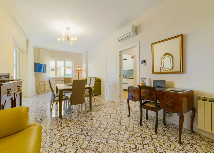 Estate4home - Casa Anna 1944 شقة *